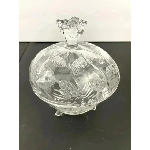 VTG Clear Crystal Glass Footed Candy Dish with Lid Etched Tulip Pattern - Picture 8 of 16